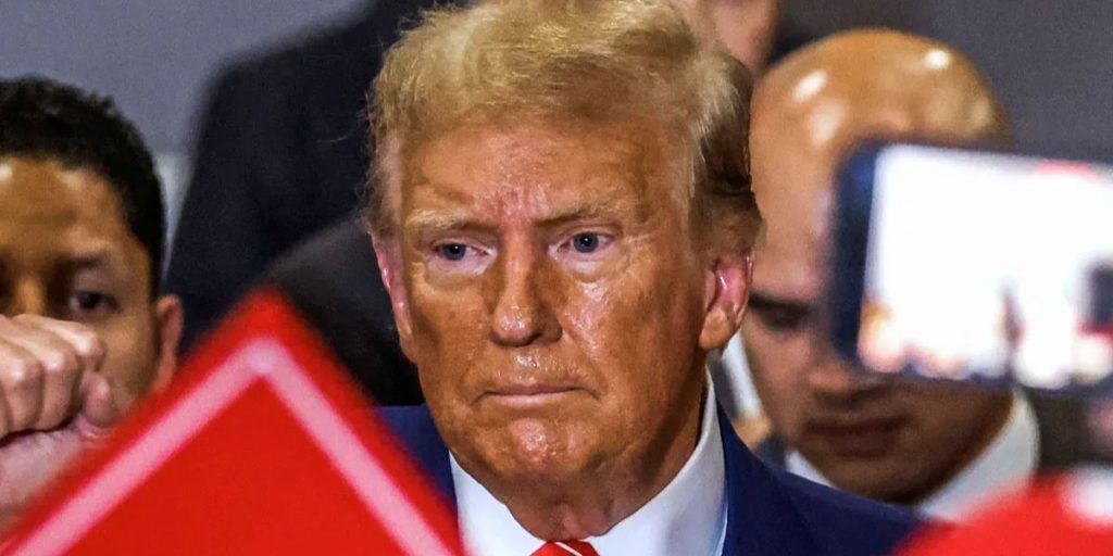 Donald Trump severely sweating off his makeup in New Hampshire campaign: Photos revealed