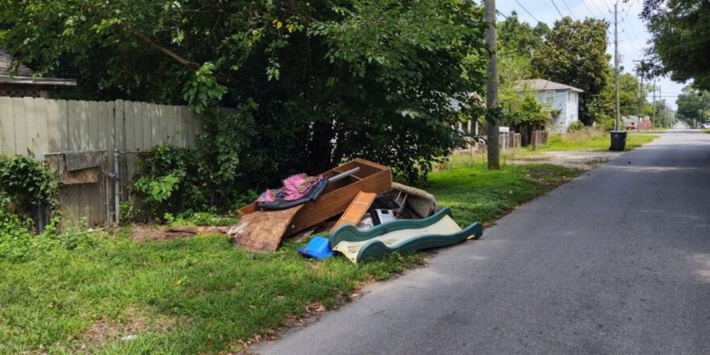 Check out the 4 dirtiest neighborhoods in the Sunshine State, Florida