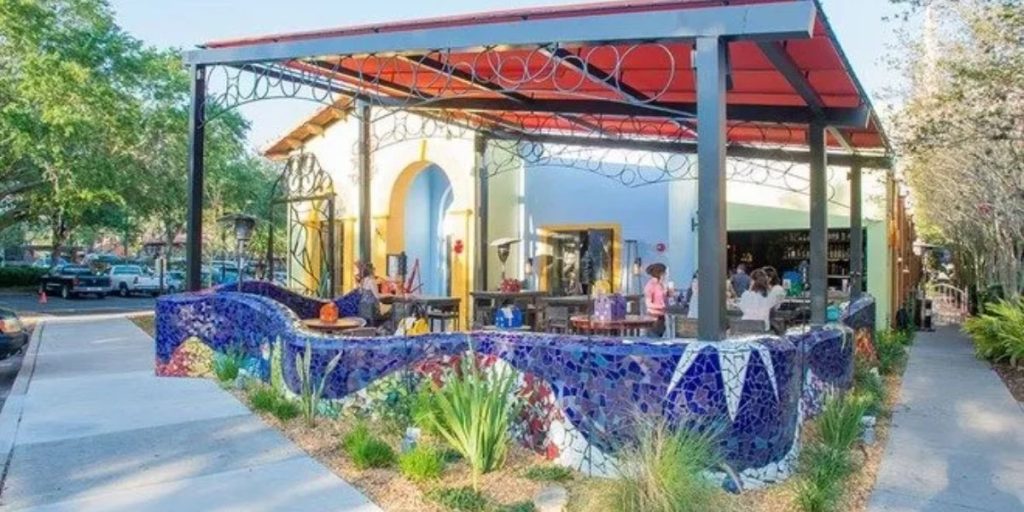 These 7 Unique Restaurants in Florida Will Make Your Day in this Spring Season