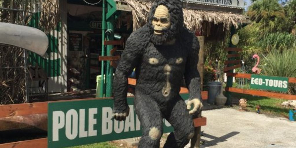 These are the 8 Strangest Roadside Attractions in Florida
