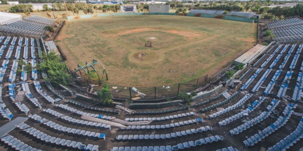 This Stadium in Florida Has Been Abandoned for Years