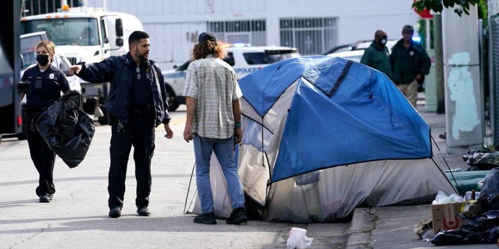 DeSantis Signs Bill Prohibiting Homeless Encampments, Public Sleeping in Florida