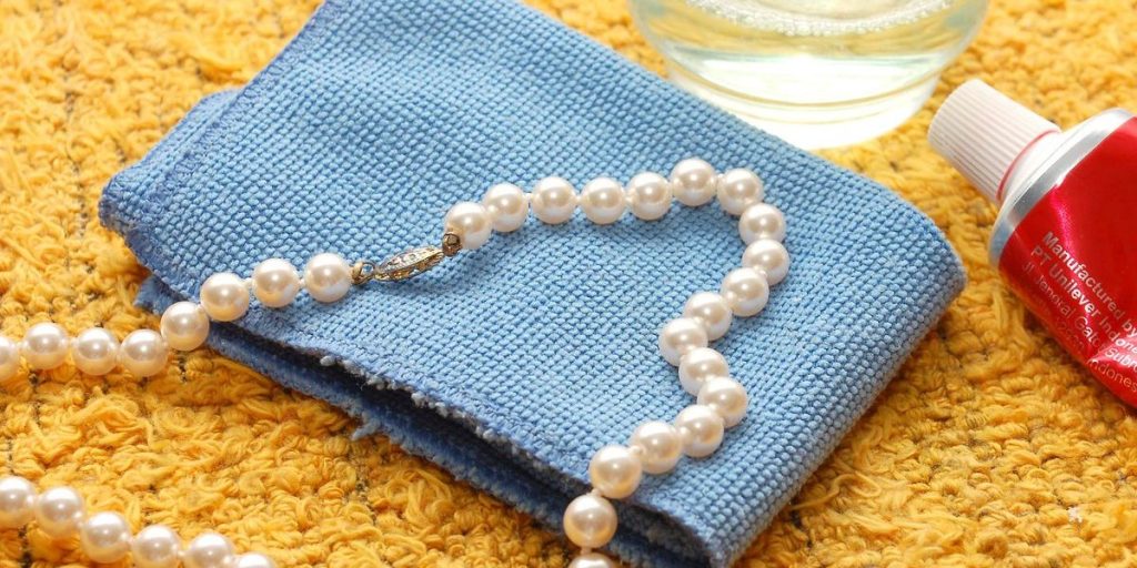 You Might Be Damaging Your Pearls While Cleaning Them, Check How