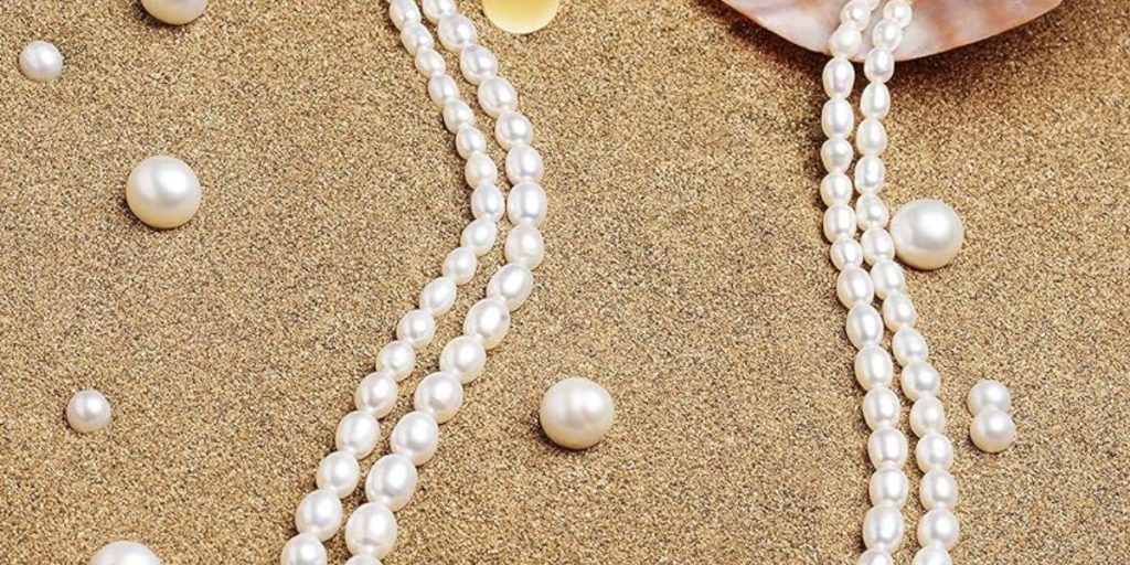 You Might Be Damaging Your Pearls While Cleaning Them, Check How