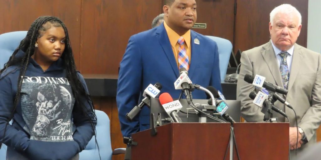 Atlantic City Mayor and Superintendent Wife Charged with Teen Daughter Abuse