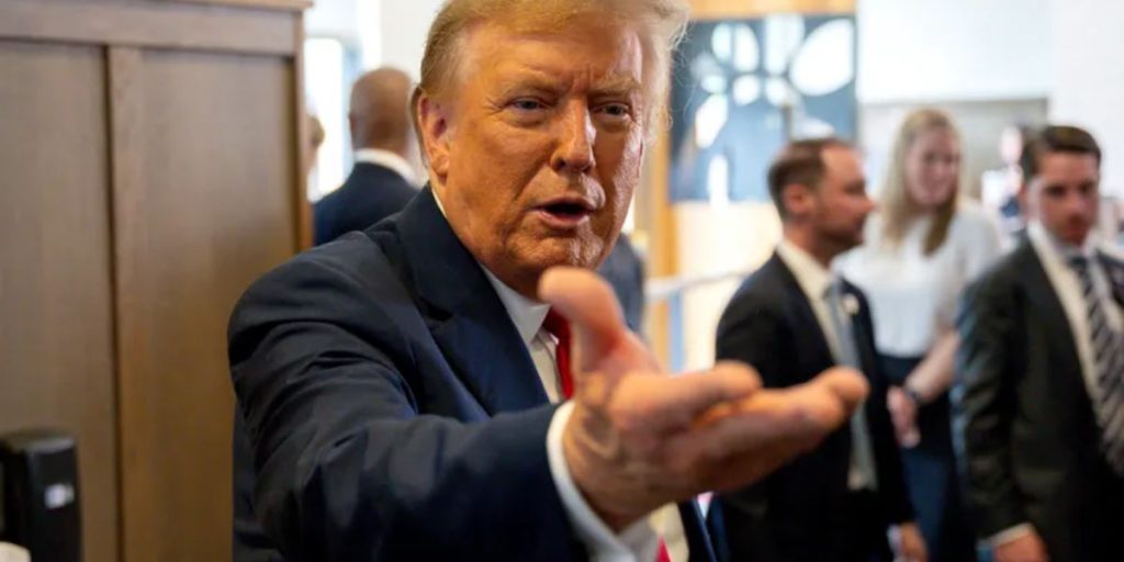 Trump criticizes Jewish voters supporting Biden, questioning their judgment