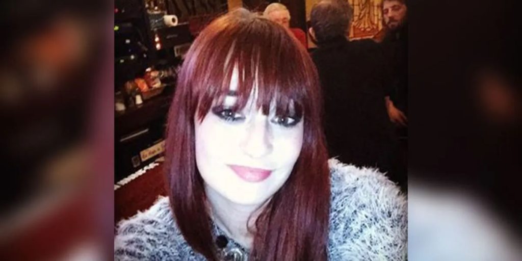 Woman stabbed to death by boyfriend in front of patrons while working at Irish bar