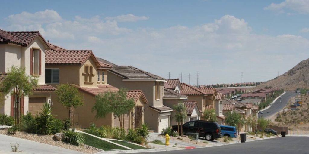 Golden Years in Comfort 5 Las Vegas Suburbs Perfect for Retirees (1)