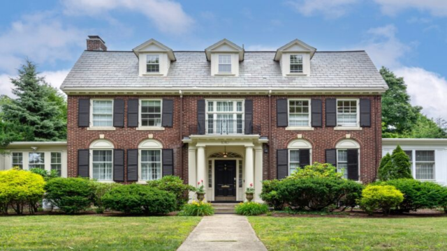 Ghostly Adventures Await: 10 Haunted Places to Visit in Connecticut